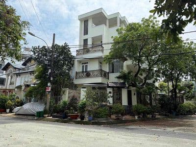 Cho Thuê Biệt Thự Tân Xuân Hóc Môn