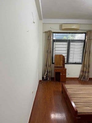 Nhà mặt phố Ngọc Trục giá siêu rẻ kinh doanh bất chấp