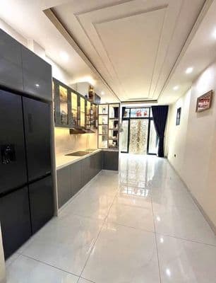 Giảm hơn 1 tỷ - 3 tầng - lâm văn bền - 45m2 - chỉ 5 tỷ 5