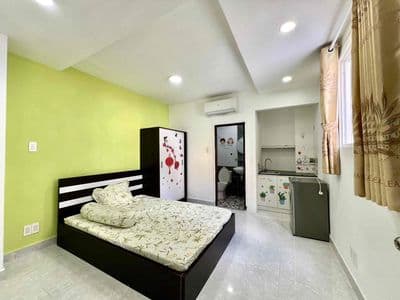 Cho Thuê Căn Hộ Cửa Sổ Full Nội Thất Rộng 25m2 Ngay Cầu Kiệu Q1