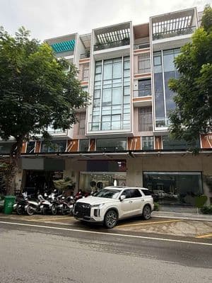 Cho thuê nhà mặt tiền Nguyễn Thị Nhung - KĐT Vạn Phúc City