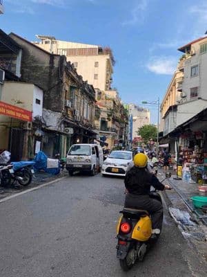 Cho thuê nguyên căn nhà mặt phố quỳnh mai vừa ở vừa kinh doanh có tiền