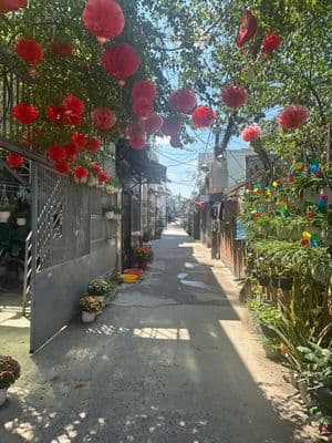 Cho thuê nhà rộng Nguyễn xí 5x19m 1 lầu 3pn giá 18 triệu TL