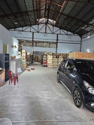 Cho thuê kho 15x37m y hình hxt lê trọng tấn