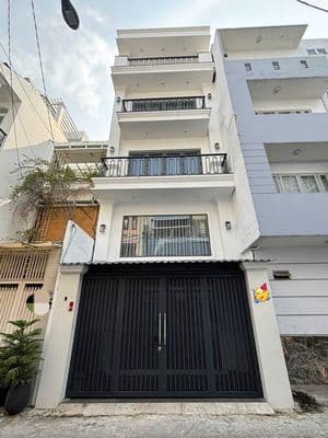 Cho Thuê Nhà HXH Cửu Long_5x18m_Trệt 4 Lầu, Mới Đẹp, Sạch Sẽ.