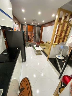 chính chủ cho thuê nhà riêng 5tầng phố bạch mai