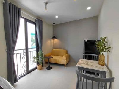 cho thuê chdv bancong ngay chợ bà chiễu