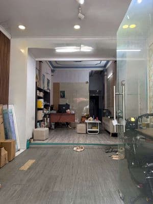Nhà MT Khu chợ TÂN HƯƠNG, 4x20M, 1 LẦU, ST, 3PN, 2WC, giá 13 Triệu