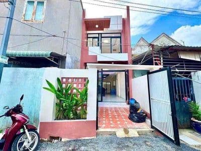 bán nhà mới tinh đường thông sát đường Trần Hưng Đạo