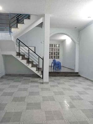 Nhà tl50 ngay chợ đường 3pn sẵn 1 máy lạnh