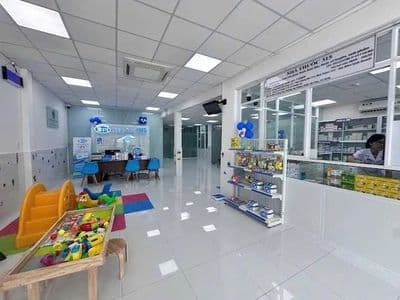 Cho thuê nhà mặt tiền đường lê trọng tấn 9x23m nở hậu 13m cấp 4 suốt