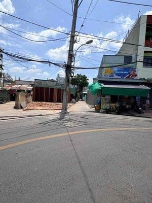 Chỉ có 3 tỷ 780 - bán mặt tiền kd đông đúc – 71m2 - lô góc 2 mt