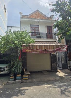 Mt đường 12m khu bàn cờ. dt:4.2x10.5=45m2. 1 lầu. giá rẻ nhỉnh 6 tỷ