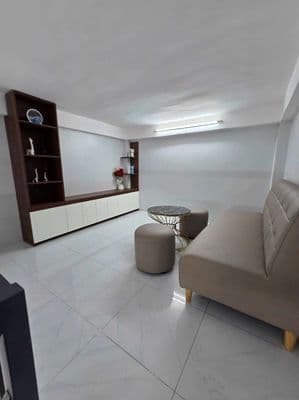 Nhà nhỏ xinh 3 tầng gồm 3 phòng ngủ đường lê văn lương.