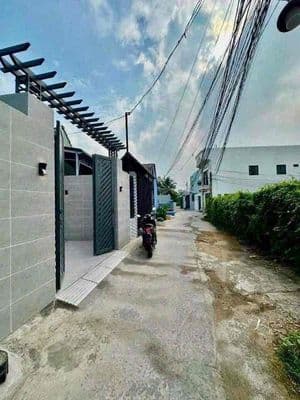 Nhà thuê p5 đường thông mới làm kp9 2pn