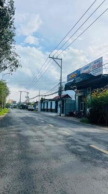 Đất rộng đường 16c kế bên chợ Mỹ Phong vào trung tâm 10p