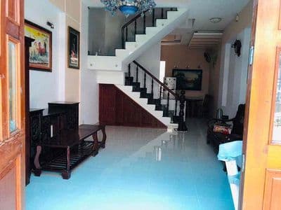 Nhà full nội thất 2pn ngay chợ cầu đồng hẻm xe hơi