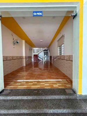 Nhà phú tân gần trường làm vp ok chỉ 15tr/th