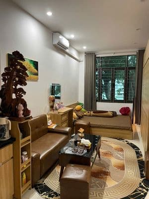 Cho thuê nhà Thái Hà, 75m2 x 2 tầng, 3 ngủ, 3 WC, 17 triệu/tháng