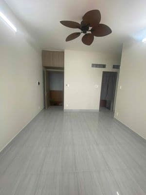 Bán gấp chung cư lạc long quân q11