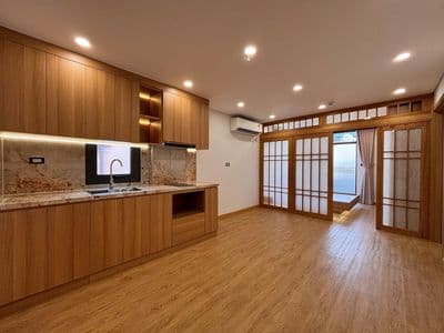 2N2WC Lạc Long Quân, full đồ cao cấp, gần Hồ Tây, ô tô đỗ cửa