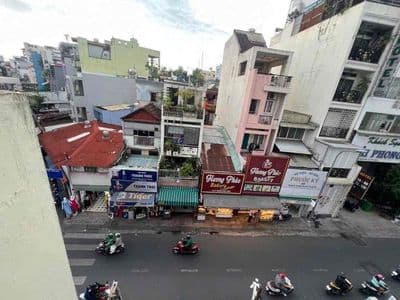 Mặt tiền nguyễn trọng tuyển-phan đình phùng-liền kề quận 1-63m