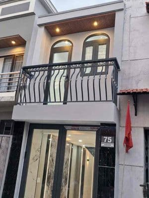 mặt tiền Quận Bình Tân 20m2 1 lầu mới đẹp hơn 2Ty