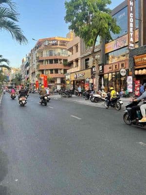 Cho thuê nhà MT Phan Xích Long Phú Nhuận vị trí đẹp 3 lầu giá 32tr/th