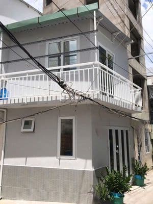 Cho thuê nhà nguyên căn.Đường Huỳnh Văn Bánh, Phường 11.Q. Phú Nhuận