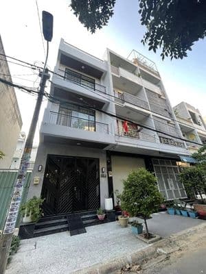 Nhà đẹp khu Tên Lửa, Quận Bình Tân, 4x17m, 3 tầng, 4 phòng, full NT