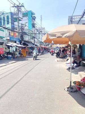 Nhà 2 tầng mặt tiền chợ ba đình p.chánh hưng quận 8