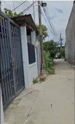 Cho thuê nhà nguyên căn 2pn 1 toilet