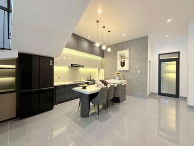 Bán nhà 3 tầng đường thanh lương 10,hòa xuân full nội thất