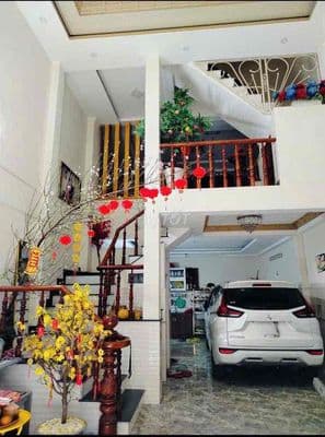 Cho thuê nhà đẹp có nội thất hẻm ô tô 4pn4wc