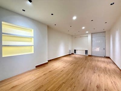 Cho thuê mặt bằng đường nguyễn ngọc lộc giao 3/2