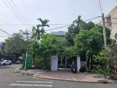 Cho thuê mặt bằng kinh doanh góc 2 mặt tiền.