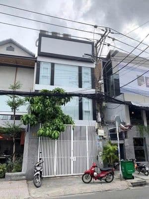 Cho thuê nhà mt đồng nai q10 5.5x18m trệt 3 lầu, giá 45tr