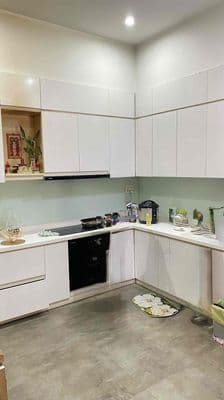 Cho thuê nhà mặt tiền 3 tầng đường Thanh Thuỷ ngang 4,5