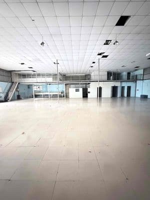 Cho thuê kho 600m2 40tr - góc 2mặt tiền - điện 3pha sản xuát
