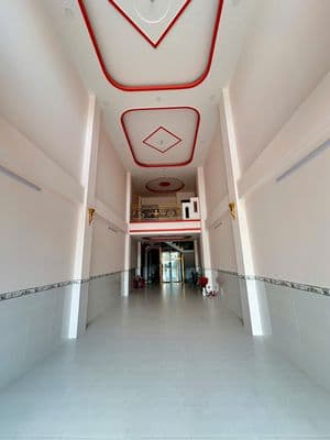 Khách sạn, chdv đường trường chinh 4x32m 5 tầng - 15pn thang máy