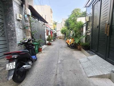 Nhà chu văn An Tân phú 4.5x13 đúc 1 lau 6.3 ty