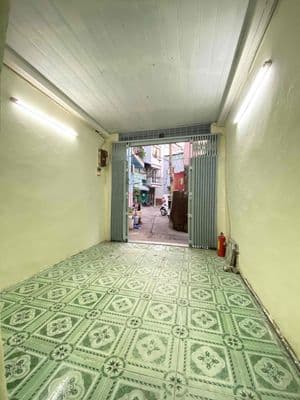 Cho thuê nhà Lý Thường Kiệt Q11 giá 8,5tr 42m2 3 phòng ngủ có ban công