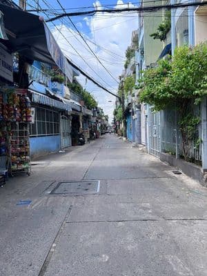 Nhà đẹp full nội thất q.11-hẻm oto thông-dt:4x14-pn trệt- hoàn công đủ