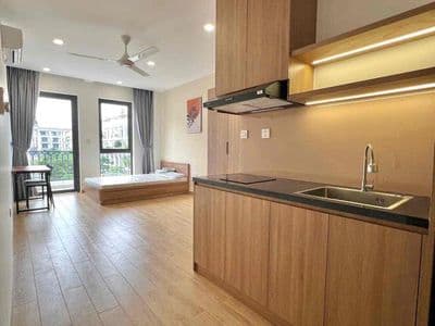 Cho thuê căn hộ ban công tách bếp – view đẹp ngay kđt vạn phúc
