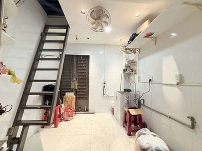 2.7 tỷ - mặt tiền nguyễn xí - vỉa hè 3m
