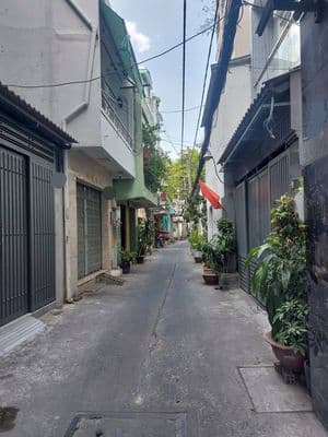 Bán nhà hẻm Hàn Hải Nguyên, Q11, 4 tầng, 5PN