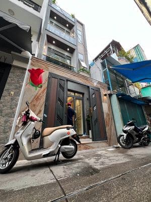 Nhà hẻm xe hơi thông Q4 ngang 4x10