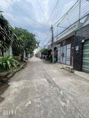 nhà khu 6, gần chợ Lê nin