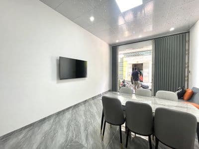 Cho thuê nhà cấp 4 mới xây và nội thất mới bắc nha trang giá 8 triệu/