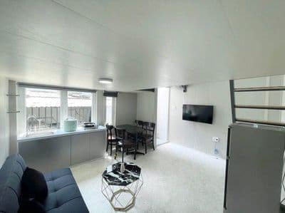 Cho thuê căn hộ Duplex đường 07 An Nhơn 4, gần biển
